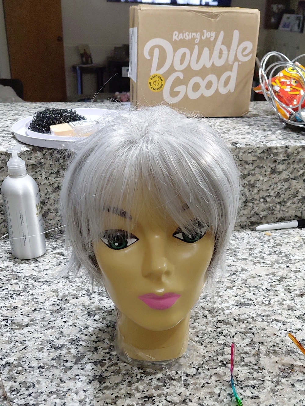 Silver Geruine Luxuary D7216 Short Layered Women’s Wig -